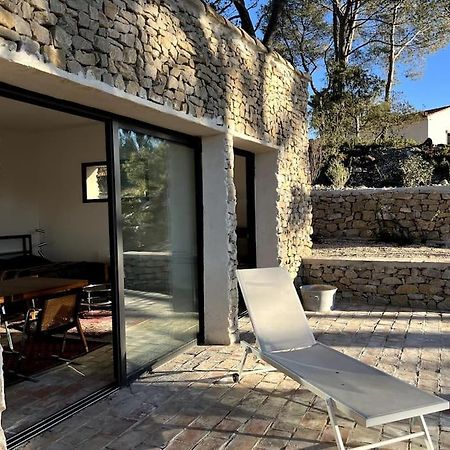 Villa Au Cabanon Pourrieres Exterior foto